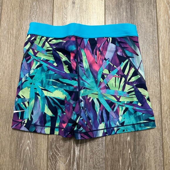 🛍️Nike Dri-Fit multi color shorts Size M - Picture 3 of 7